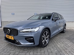 Volvo V60 - B4 Plus Dark | Leder Bekl. | Trekhaak | Google Services