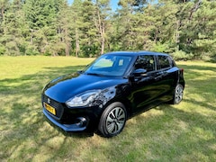 Suzuki Swift - 1.2 Stijl Veel opties CarPlay Automaat Camera Stoelverwarming