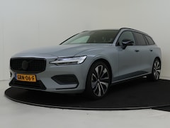 Volvo V60 - B3 Essential | Dodehoekdetectie | Achteruitrijcamera |