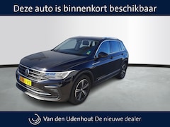 Volkswagen Tiguan - 1.5 TSI Life Business | Panoramadak | 18" | Elek. klep | VERWACHT