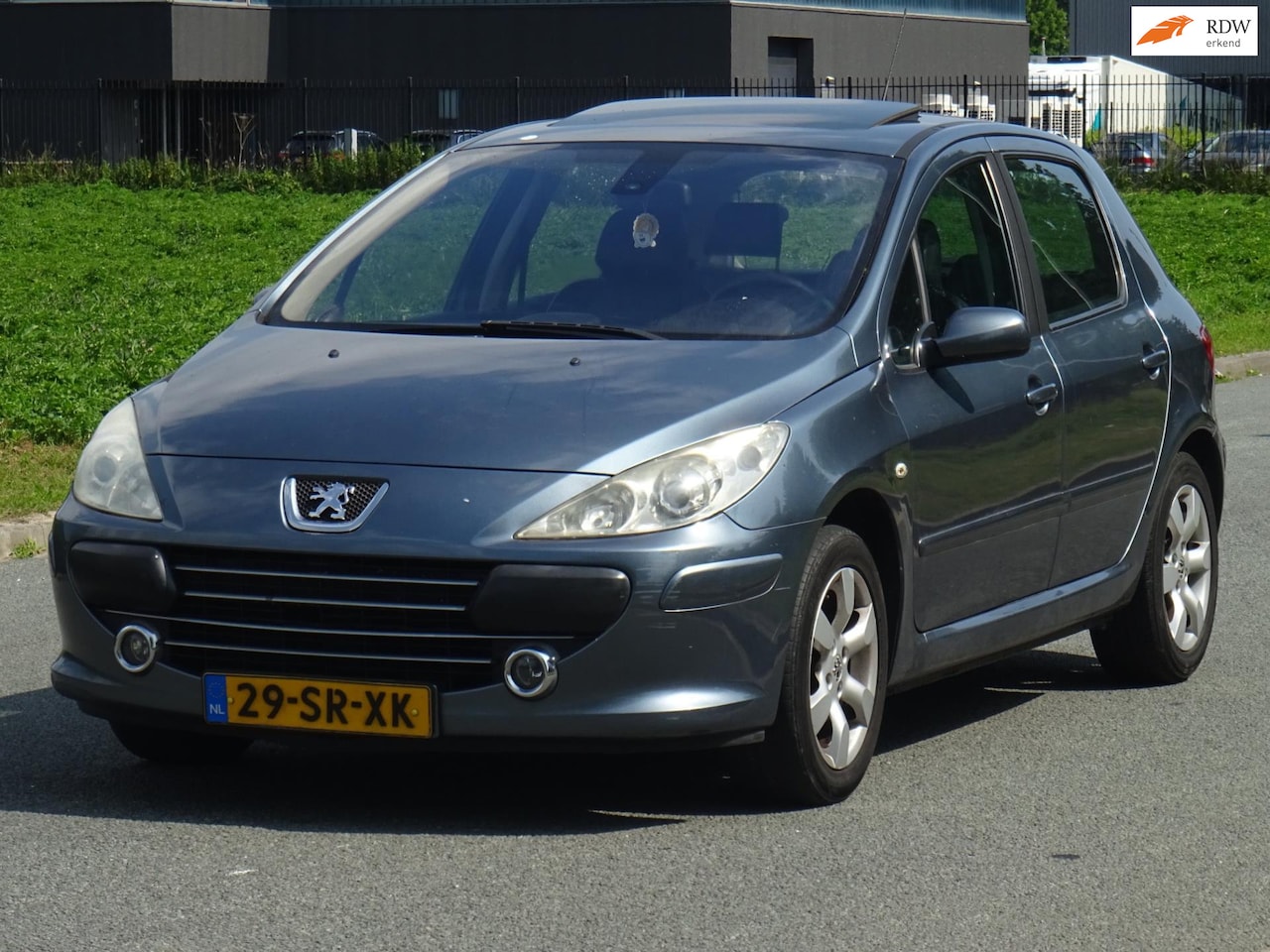 Peugeot 307 - 1.6-16V Griffe NAP/OPENDAK/LEER/PDC/CRUISE/APK - AutoWereld.nl