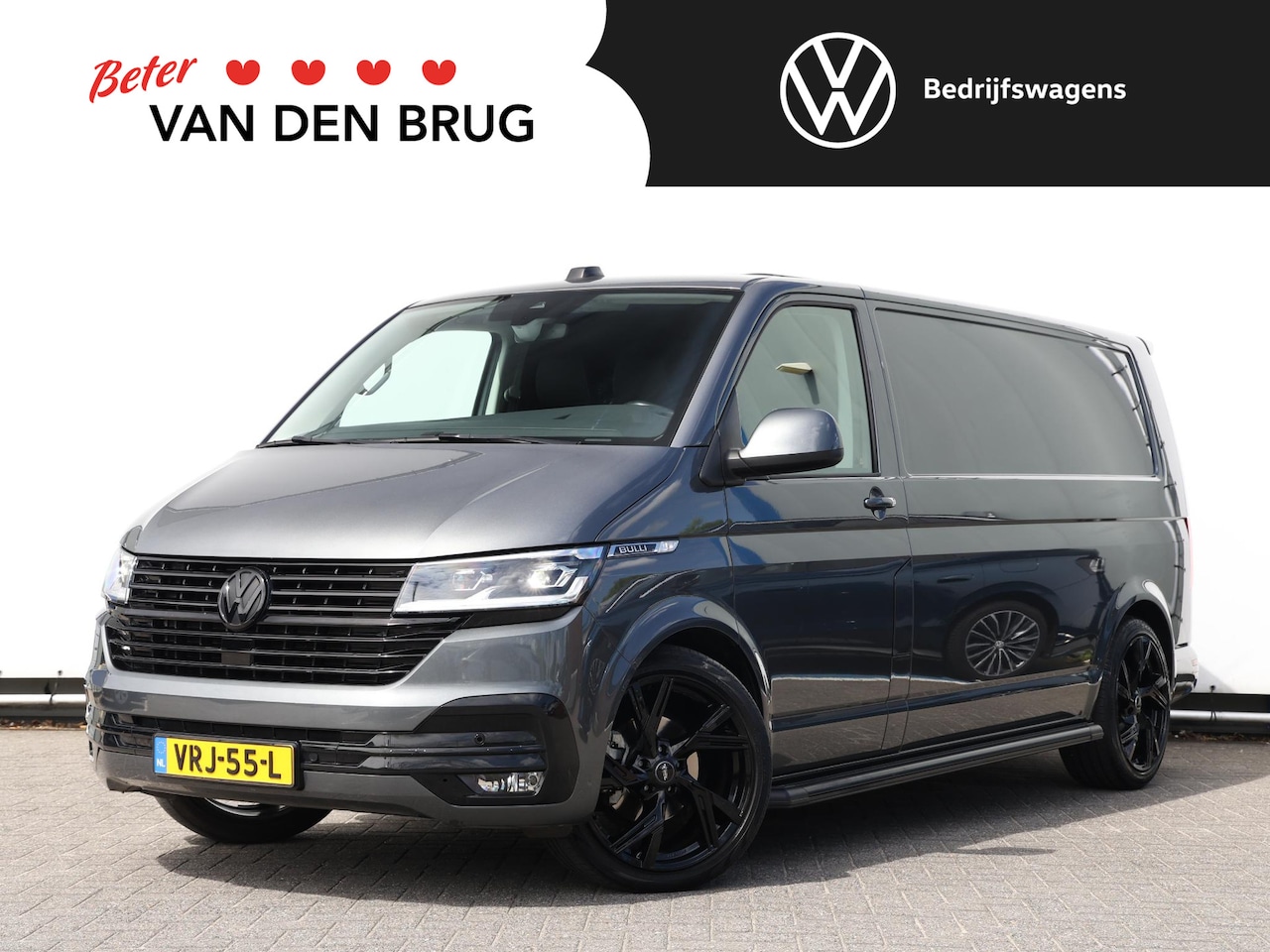 Volkswagen Transporter - 2.0 TDI 150PK DSG L2H1 Bulli 75-Edition | ACC | LED | Alarm | Leder | Achterklep | Sidebar - AutoWereld.nl
