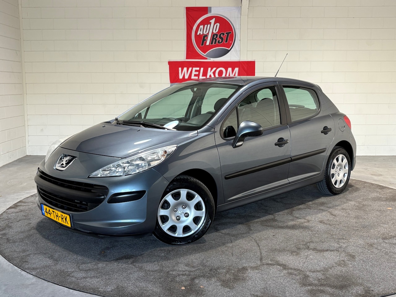 Peugeot 207 - 1.4-16V XR 1.4-16V XR, Airco, 5 deurs, Lage km stand, NL auto, Isofix, Trekhaak, Boekjes, Nieuwe apk, - AutoWereld.nl