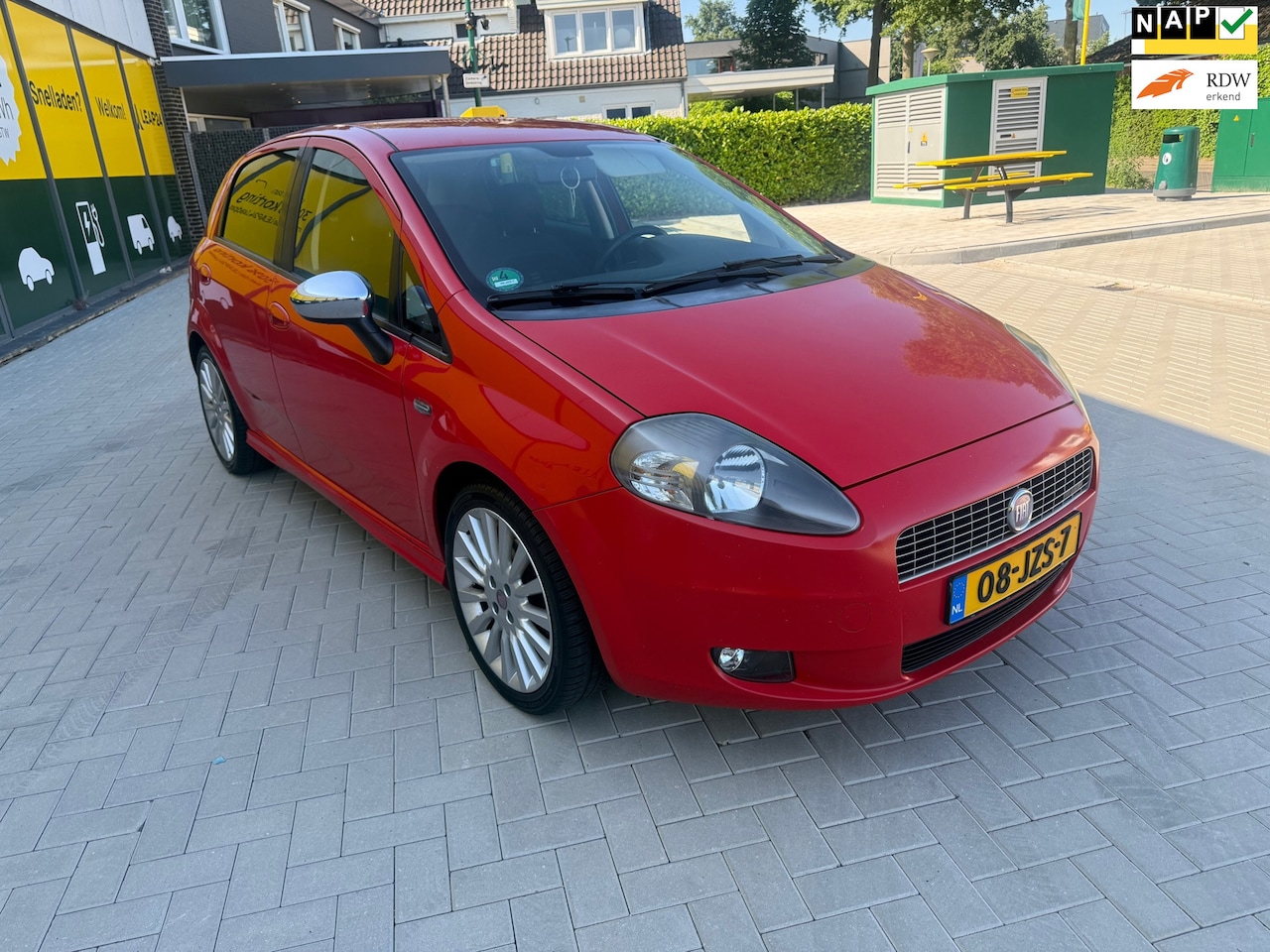 Fiat Grande Punto - 1.4-16V Sport NWE APK** BLOWOFF* - AutoWereld.nl