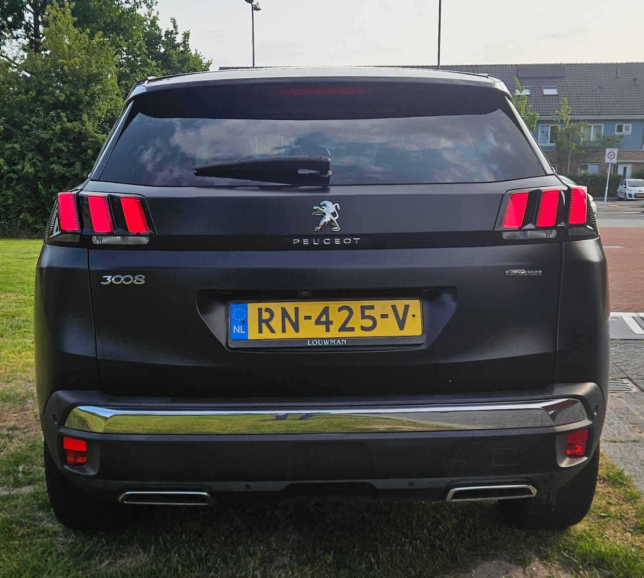 Peugeot 3008 - 1.6 e-THP GT Line - AutoWereld.nl
