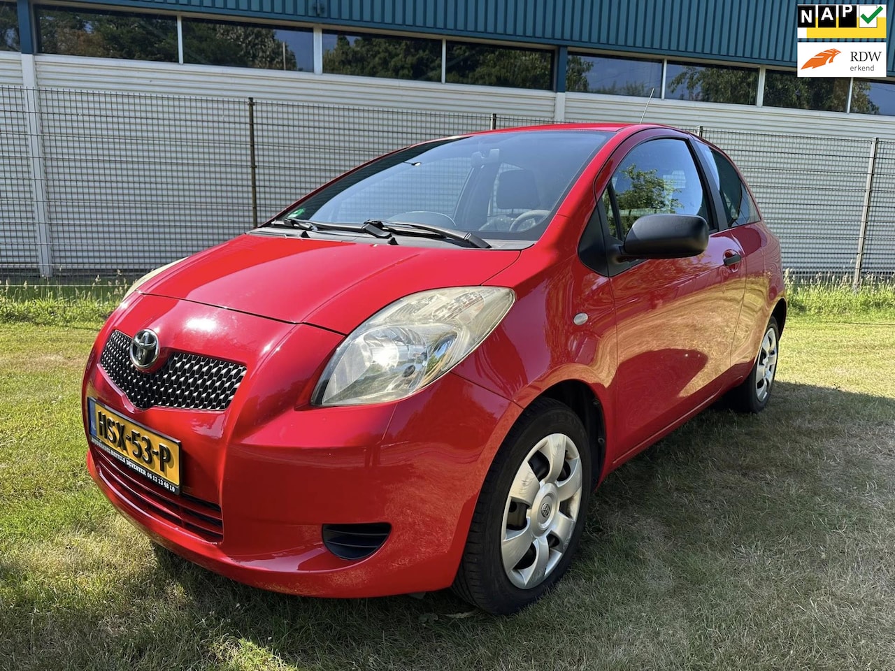 Toyota Yaris - 1.0 VVT-i 1.0 VVTi + - AutoWereld.nl