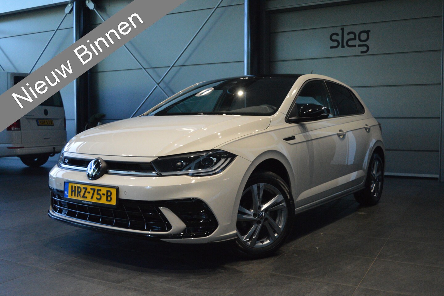 Volkswagen Polo - 1.0 TSI 2X R-LINE navi clima cruise camera keyless 95 pk !! - AutoWereld.nl