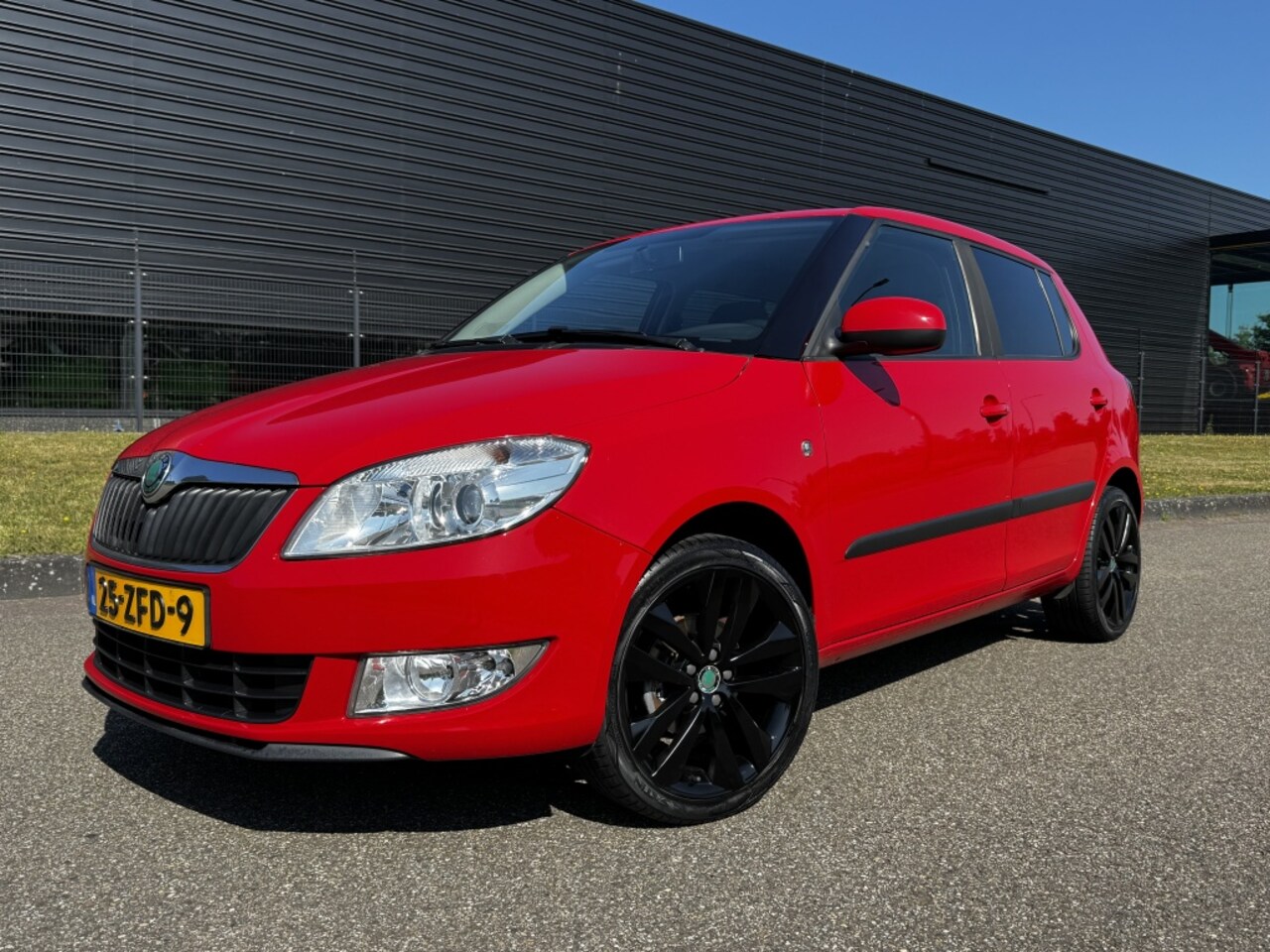 Skoda Fabia - 1.2 TSI Tour II CARPLAY II AIRCO II Cruise - AutoWereld.nl