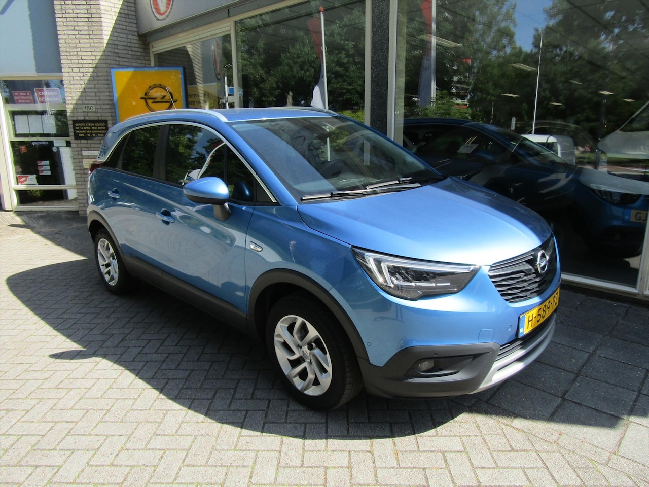 Opel Crossland X - 1.2 Turbo 6 BAK NAVI ECC L.M. VELGEN - AutoWereld.nl