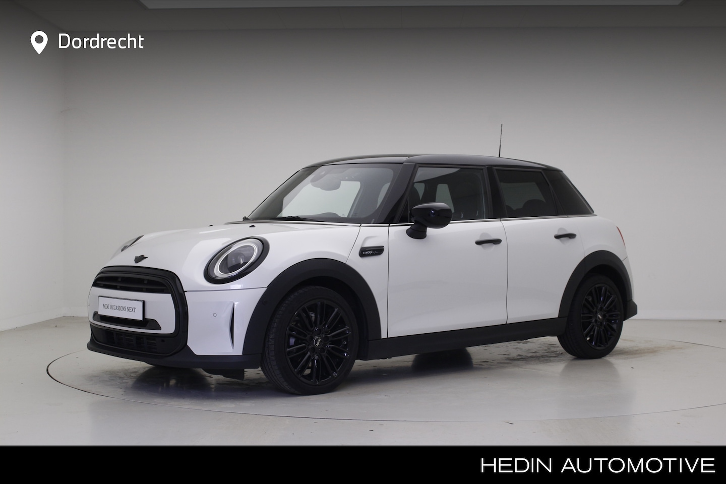 MINI Cooper - 5-deurs Camden Edition | Premium Plus | Panoramadak | Stoel + stuurwielverwarming | Piano - AutoWereld.nl