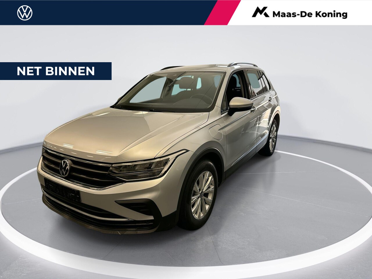 Volkswagen Tiguan - 1.4 Tsi 245pk DSG eHybrid Life · Keyless · Camera · Apple/Android Car Play · Navi · P-Sens - AutoWereld.nl