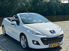 Peugeot 207 CC - 1.6 THP Roland Garros Cabriolet 156pk zeer mooi auto navigatie cruis control airco