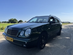 Mercedes-Benz E-klasse Combi - 200 Avantgarde