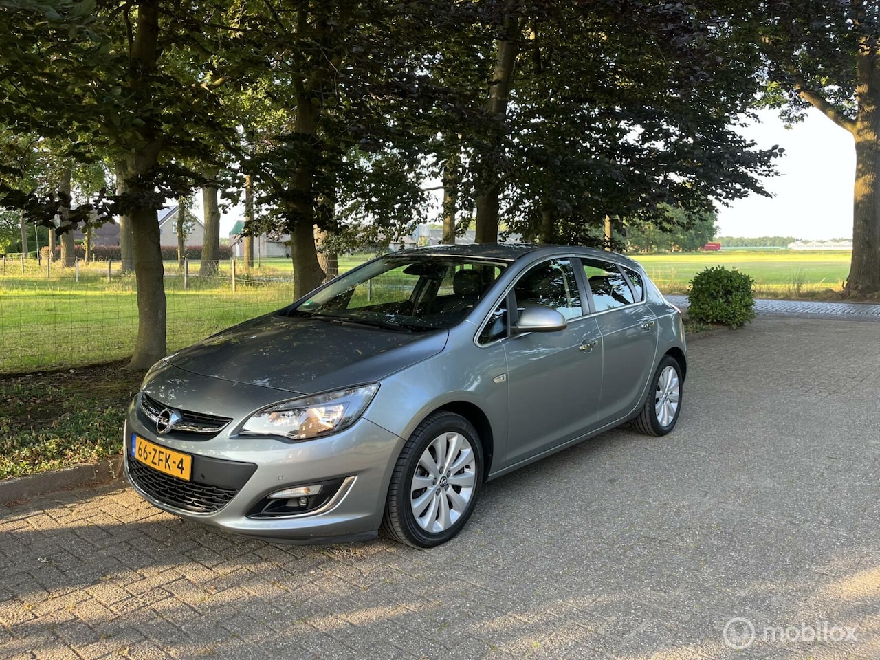 Opel Astra - 1.4 Turbo Cosmo incl nieuwe apk - AutoWereld.nl