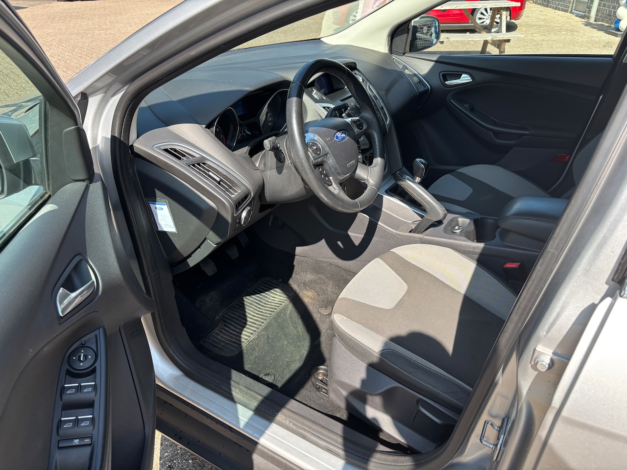 Ford Focus Wagon - 1.6 EcoBoost Trend Sport | Org-NL auto. D-riem verv. 1500kg trekgewicht.
