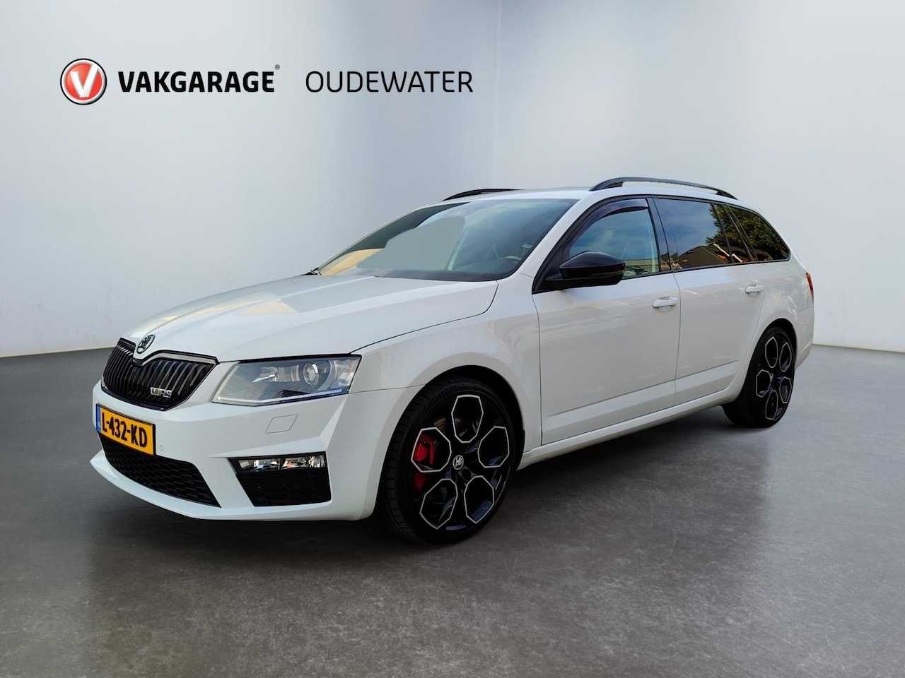 Skoda Octavia Combi - 2.0 TSI RS + * Leder * Carplay * - AutoWereld.nl