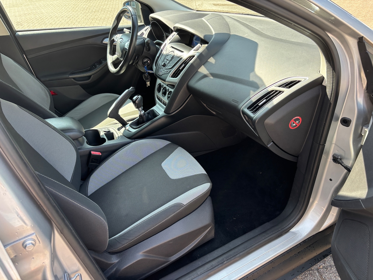 Ford Focus Wagon - 1.6 EcoBoost Trend Sport | Org-NL auto. D-riem verv. 1500kg trekgewicht.