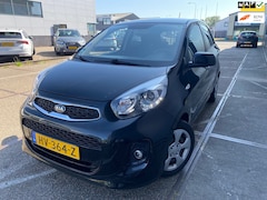 Kia Picanto - 1.0 CVVT DynamicLine / APK / AIRCO / NAP / VEEL OPTIES / TWEE SLEUTELS / BOEKJES / ZEER NE