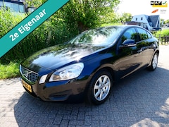 Volvo S60 - 1.6 T4 Kinetic 180pk Automaat Clima Navi 2e eig. Historie Volledig