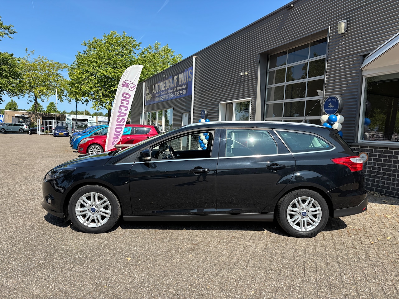 Ford Focus Wagon - 1.0 EcoBoost Titanium | Org-NL auto. D-riem verv. Dealer ondh. Navi.