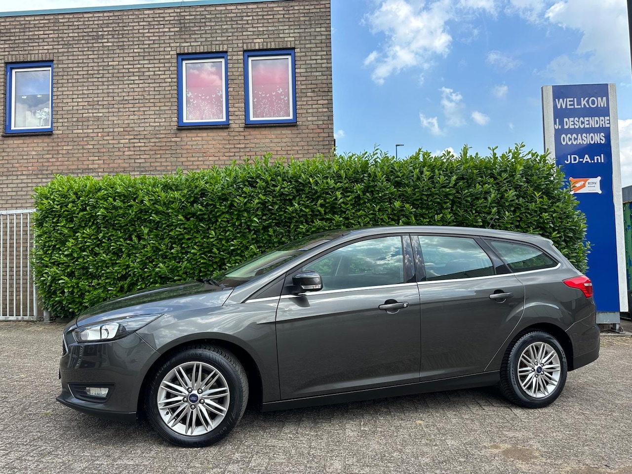 Ford Focus Wagon - 1.0 Trend Airco, Elec.Pakket, Lmv, Pdc!!!! ZATERDAG 21-06 ZIJN WIJ GEOPEND VAN 9.00 /14.00 - AutoWereld.nl