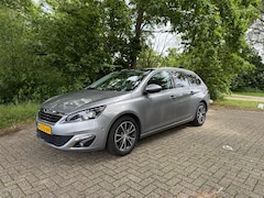 Peugeot 308 SW - 1.2 PureTech Active 131 PK | Panoramadak | Bouwjaar 2015