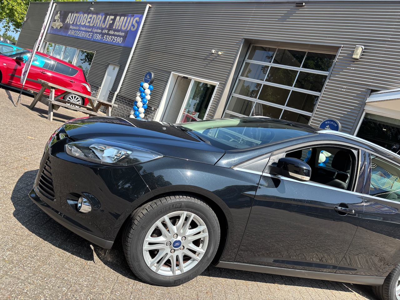 Ford Focus Wagon - 1.0 EcoBoost Titanium | Org-NL auto. D-riem verv. Dealer ondh. Navi.