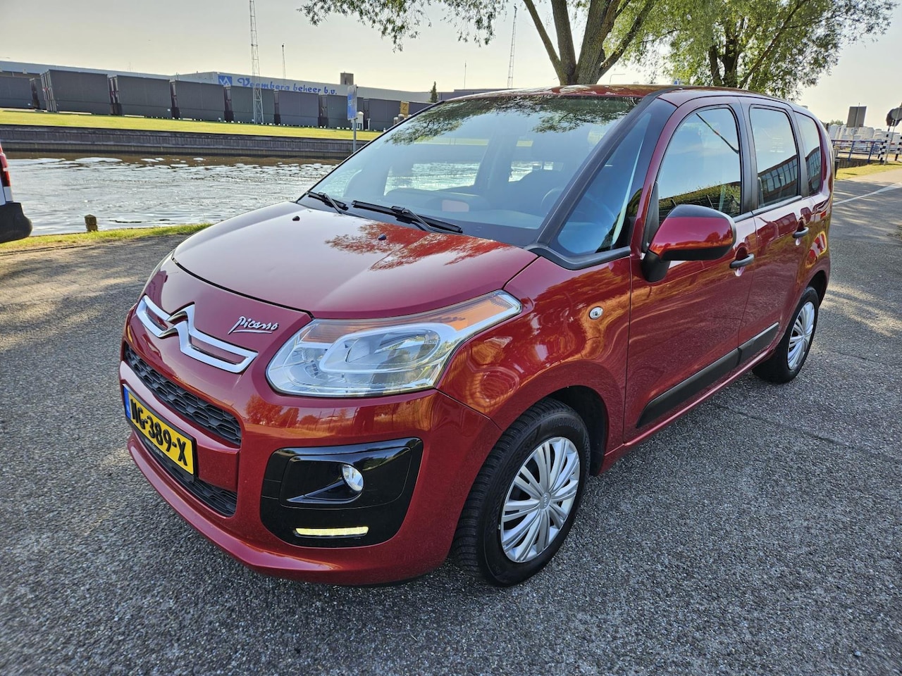 Citroën C3 Picasso - 1.4 VTi Tendance Cruise/Airco/Parkeersensoren/El.Ramen - AutoWereld.nl