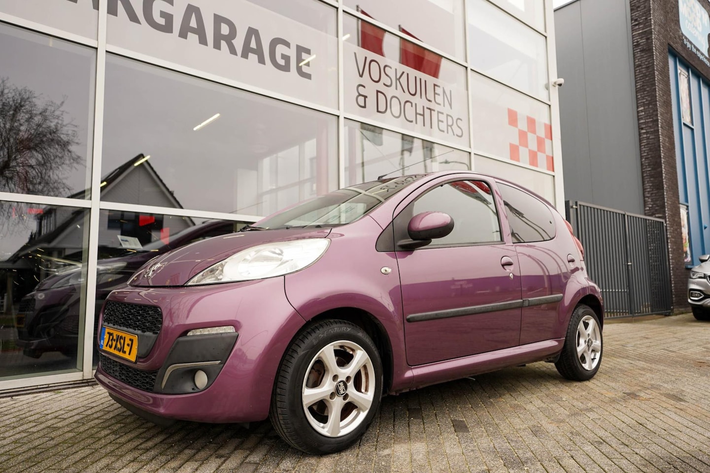 Peugeot 107 - 1.0 Envy | Bluetooth | Airco - AutoWereld.nl