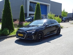 Audi A3 Sportback - 35 TFSI S edition | Pano | 19Inch RS | 100% Onderhouden