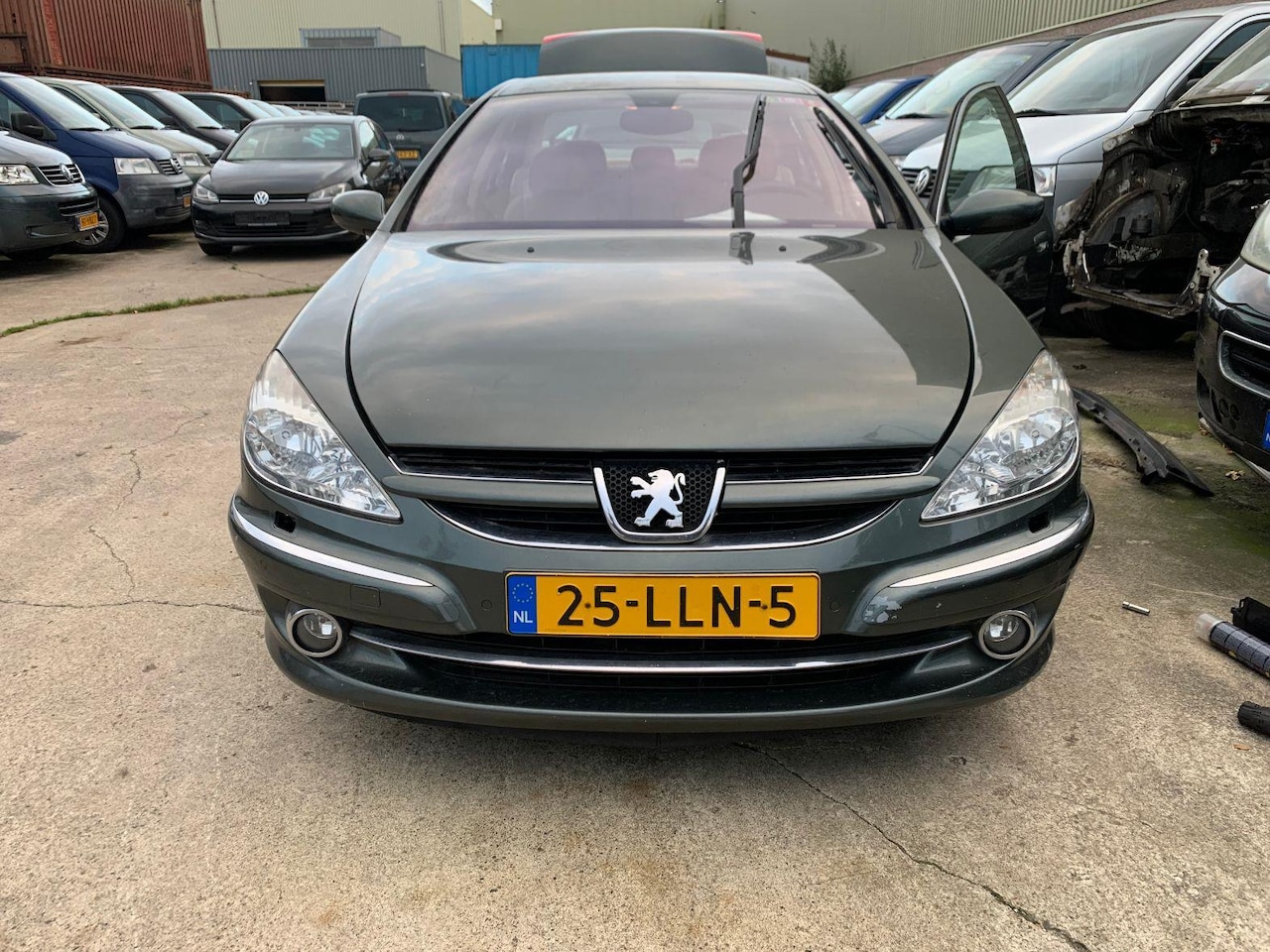 Peugeot 607 - 2.7 HDiF Executive * NAP * MOET NU WEG!! - AutoWereld.nl
