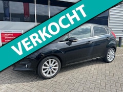 Ford Fiesta - 1.0 EcoBoost Titanium / navigatie / trekhaak