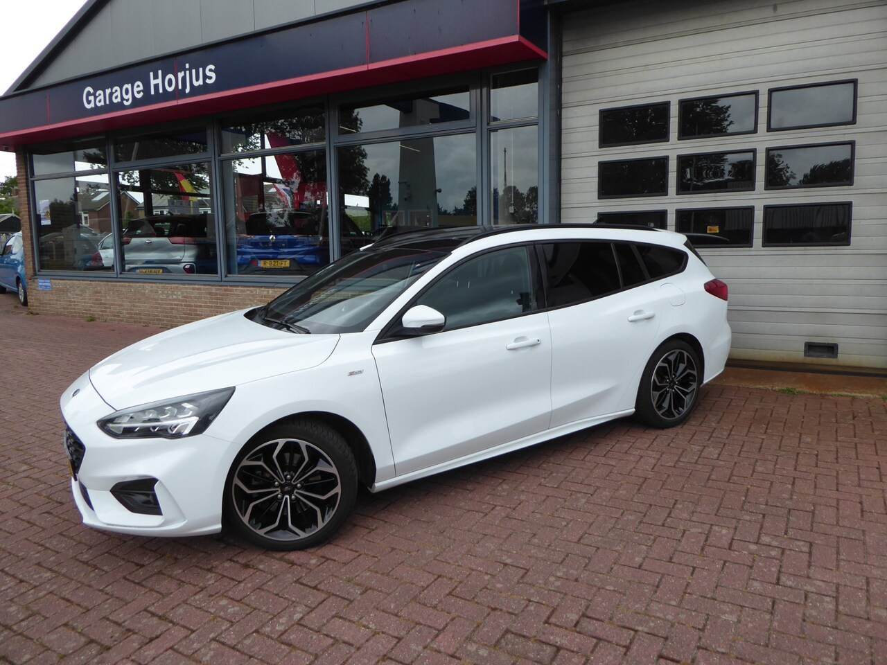 Ford Focus Wagon - 1.0 EcoBoost Hybrid ST Line Business 2021 PANODAK, NAVI, CLIMA, CRUISE, PDC, ST LINE!! - AutoWereld.nl