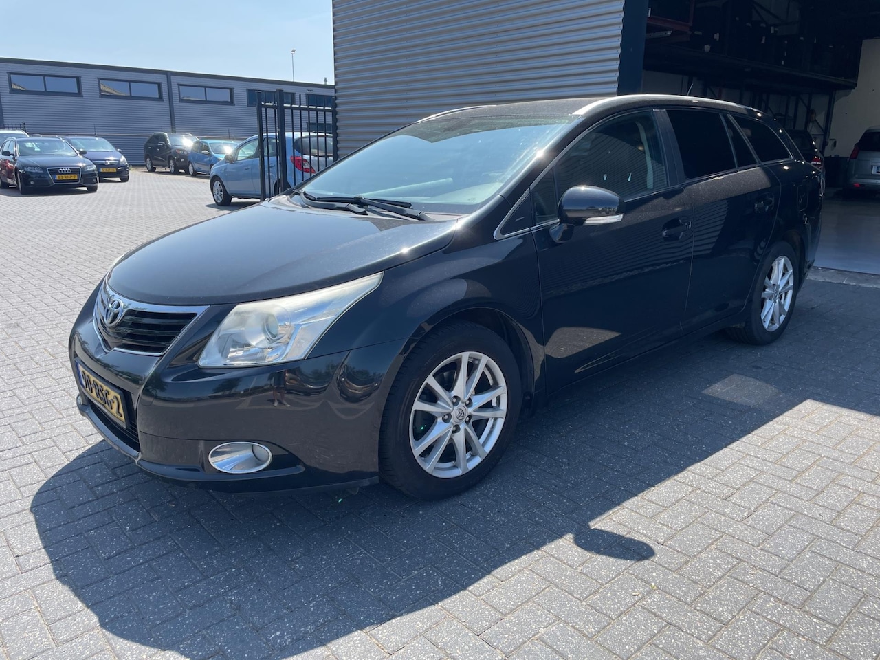 Toyota Avensis Wagon - 1.8 VVTi Business 1.8 VVTi Business - AutoWereld.nl