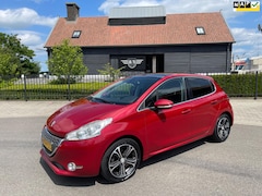 Peugeot 208 - 1.2 VTi Allure PANORAMADAK NAVI PDC LM VELGEN