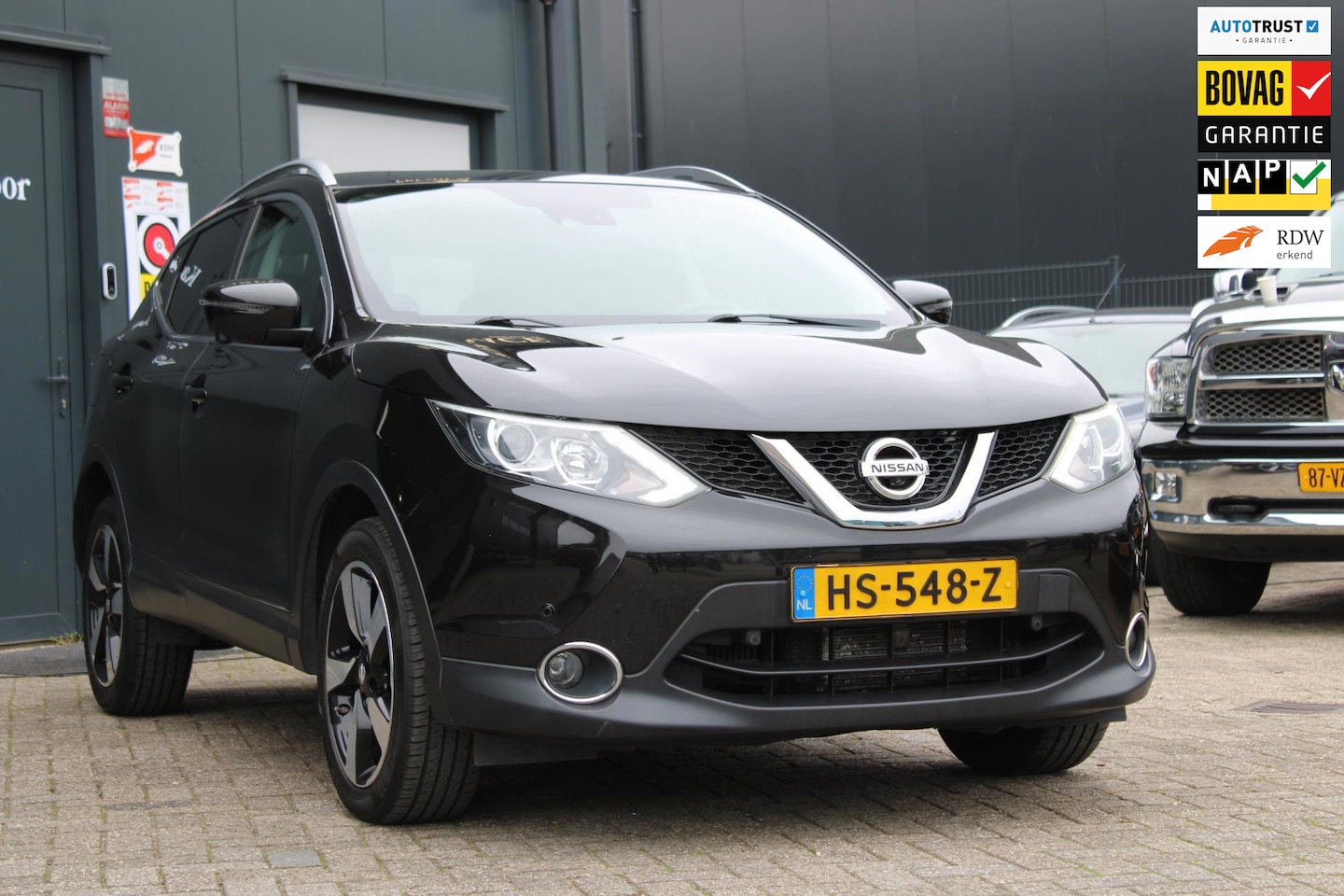 Nissan Qashqai - 1.2 Connect Edition-panoramadak-Automaat - AutoWereld.nl