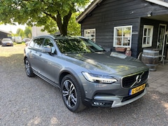 Volvo V90 Cross Country - Pro 4x4 PANORAMA|LEER