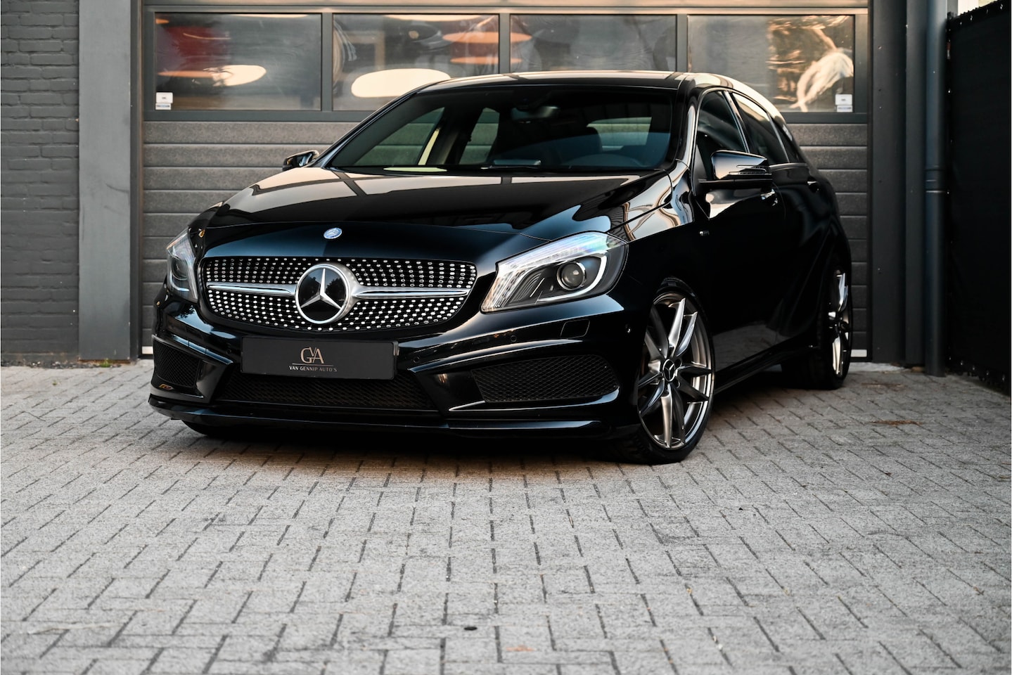 Mercedes-Benz A-klasse - 180 Ambition AMG Pakket - AutoWereld.nl