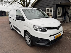 Toyota ProAce City - 1.5 D-4D Navigator Long 3.PERSOONS|PDC|CARPLAY