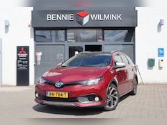 Toyota Auris Touring Sports - 1.8 Hybrid Freestyle Navi/Camera/Trekhaak/PanoDak
