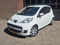 Peugeot 107 - 1.0-12V XR