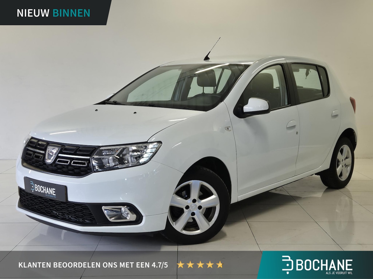 Dacia Sandero - 0.9 TCe Bi-Fuel Laureate | Navigatie | Licht Metalen Velgen | Parkeersensoren | - AutoWereld.nl