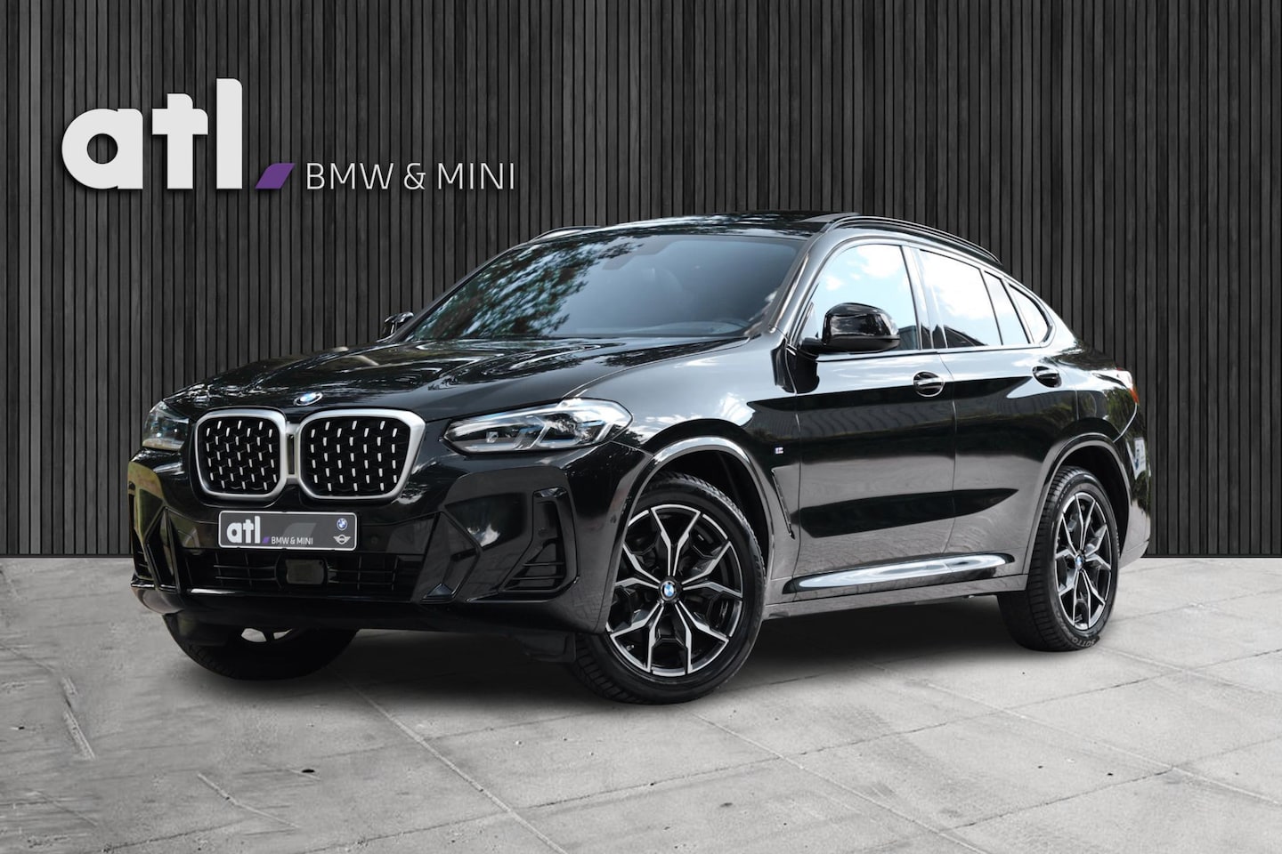BMW X4 - xDrive20i High Executive M-Sportpakket, Head Up, Panoramadak, Elektrische trekhaak, Sports - AutoWereld.nl