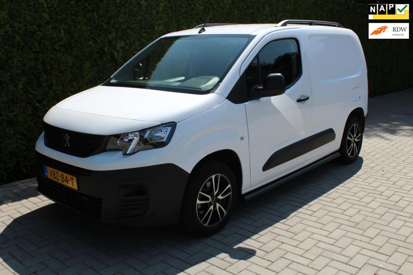 Peugeot Partner - 1.5 BlueHDI Pro -- KM 40831 -- Airco -- - AutoWereld.nl