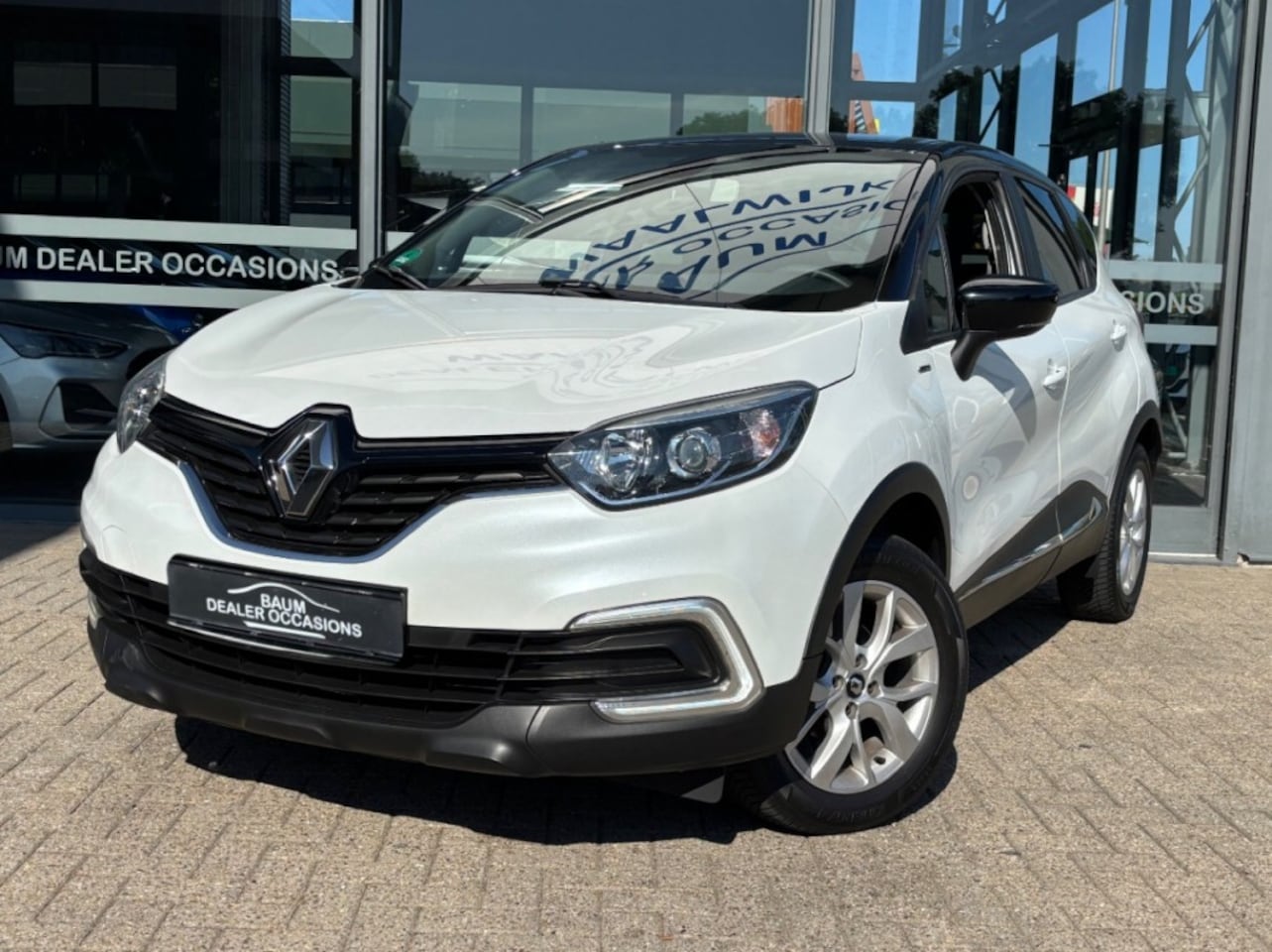 Renault Captur - 0.9 TCE INTENS 90PK AIRCO NAVI PDC LMV - AutoWereld.nl