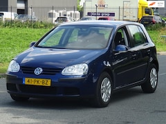 Volkswagen Golf - 1.6 FSI Trendline AUTOMAAT CLIMA/CRUISE/APK