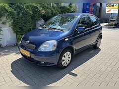 Toyota Yaris - 1.3 VVT-i Blue 5drs met 136000 dkm en jaar apk
