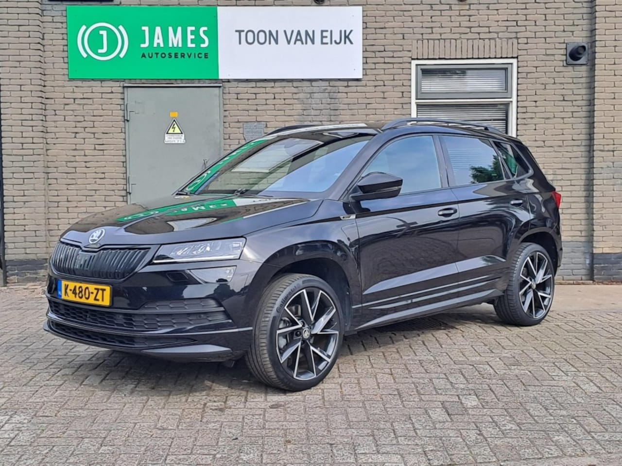 Skoda Karoq - 1.5 TSI Sportline DSG  Virt. dashb-Stuurverwarming-Pdc  VenA- camara achter - AutoWereld.nl