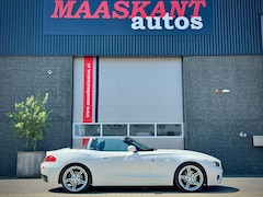 BMW Z4 Roadster - (e89) Sdrive23i / M-sport / Navi / M-chassis / Design Pure Impulse / Styling 326 / MANUAL