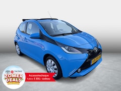 Toyota Aygo - 1.0 VVT-i X-Wave | Elektrisch vouwdak | Camera | Automaat